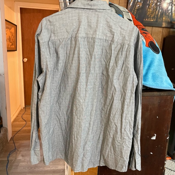 Axcess Button Up Tee Shirt Top Size L Like New EUC - Picture 6 of 7
